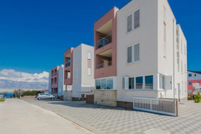 Apartments with a parking space Vir - 21084